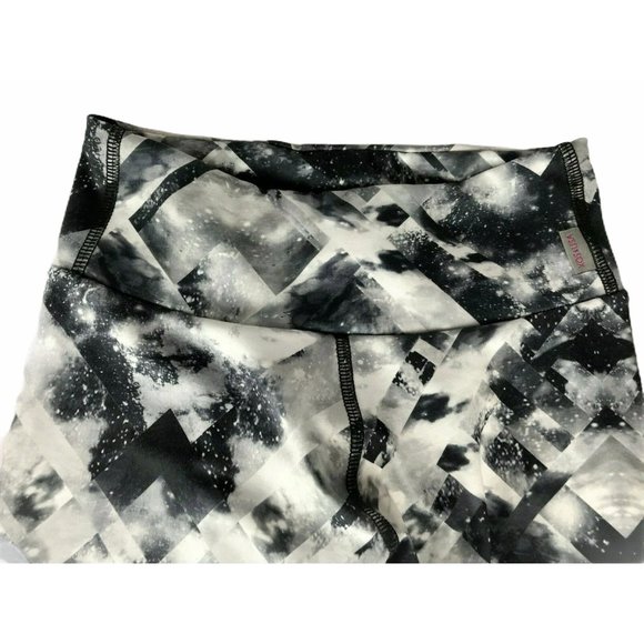 KOS USA Women's XS Athletic Running Yoga Capri - Picture 4 of 7